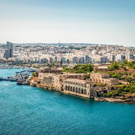 Lejlighed Beautiful 3br Triplex Penthouse With Hot-tub By 360 Estates Gzira