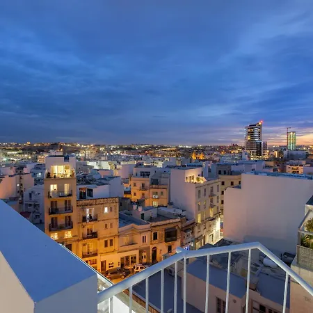 Beautiful 3br Triplex Penthouse With Hot-tub By 360 Estates Lejlighed Gzira