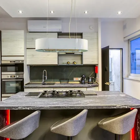 Lejlighed Beautiful 3br Triplex Penthouse With Hot-tub By 360 Estates Gzira