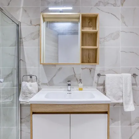 Beautiful 3br Triplex Penthouse With Hot-tub By 360 Estates * Gzira